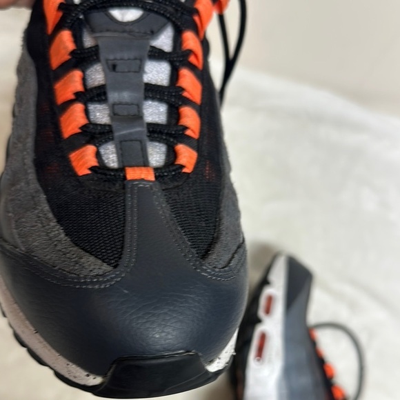 Nike Air Max Black and Orange Athletic Shoes main image 7